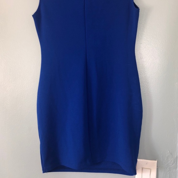 Blue bodycon party dress. - Picture 10 of 10